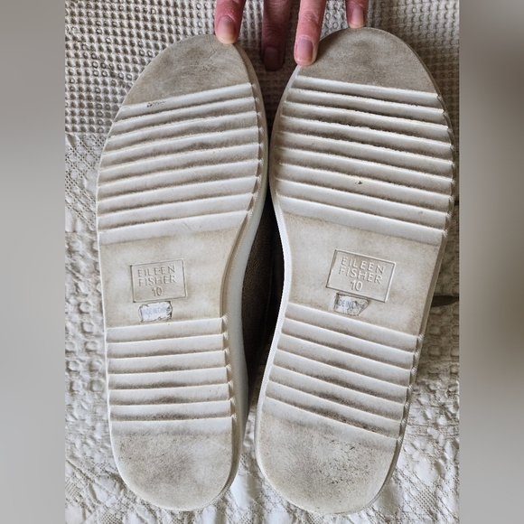 Eileen Fisher Shimmering Gold Platform Lace-up Sneakers | size 10 - Picture 8 of 9